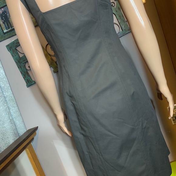 Beautiful lined charcoal, gray dress - Picture 7 of 10